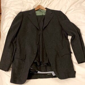 TOMMY HILFIGER 99% Virgin Wool Italian Suit Pants and Blazer 48R